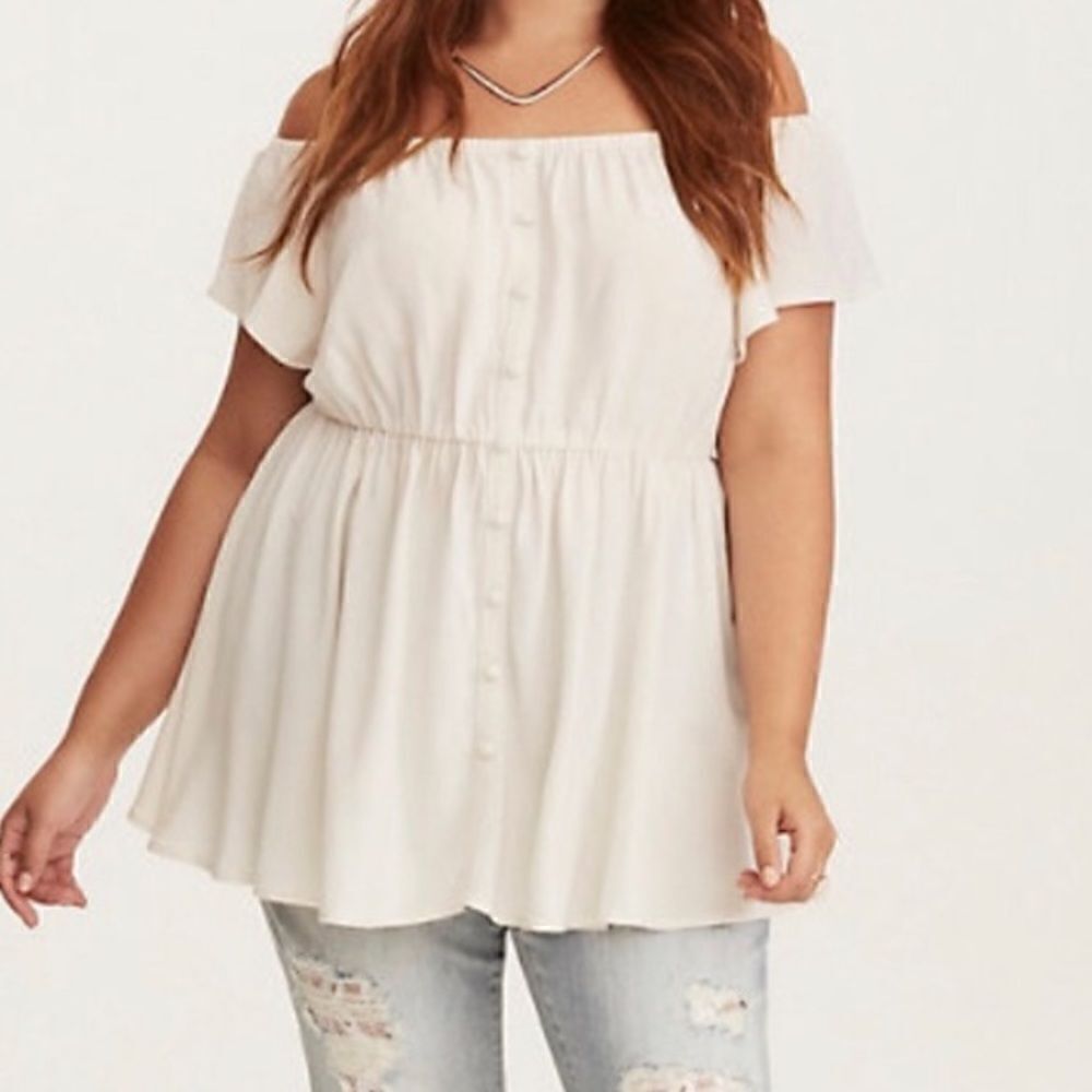 NWT Torrid Ivory Off-Shoulder Babydoll Blouse